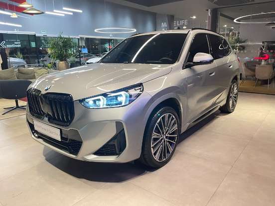 BMW-X1-2025