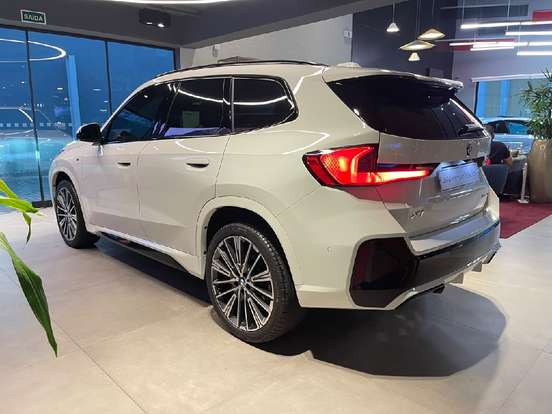 BMW-X1-2025