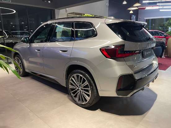 BMW-X1-2025