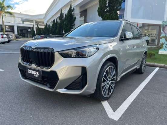 BMW-X1-2.0 16V TURBO GASOLINA SDRIVE20I M SPORT STEPTRONIC BMW-X1-2023
