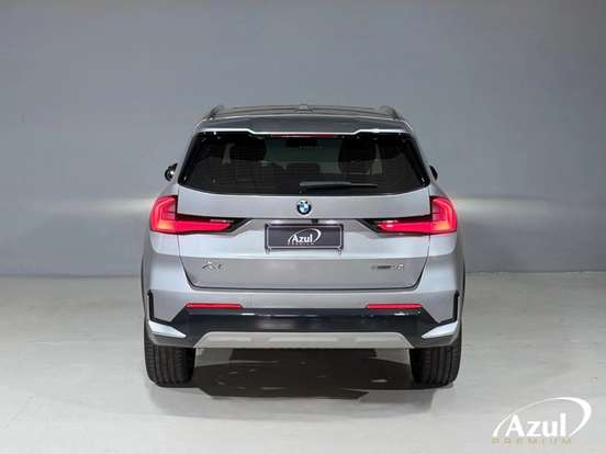 BMW-X1-2023