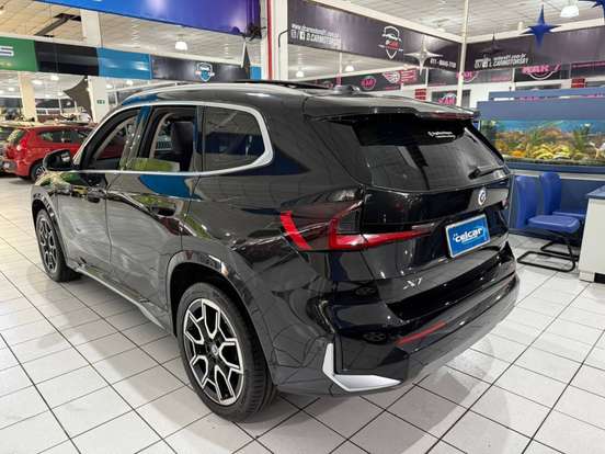 BMW-X1-2024