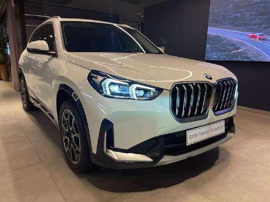 BMW-X1-2.0 16V TURBO GASOLINA SDRIVE20I X-LINE STEPTRONIC BMW-X1-2024