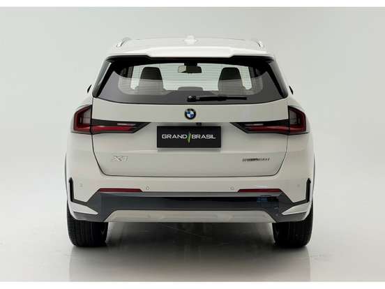 BMW-X1-2.0 16V TURBO GASOLINA SDRIVE20I X-LINE STEPTRONIC BMW-X1-2023