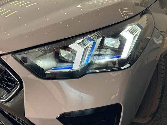 BMW-X2-2024