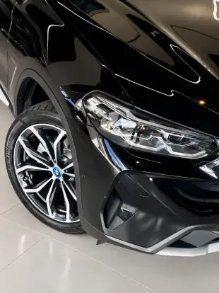 BMW-X3-2023