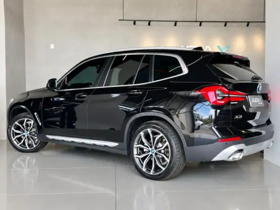 BMW-X3-2.0 16V HÍBRIDO X LINE XDRIVE30E STEPTRONIC BMW-X3-2023