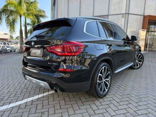 BMW-X3-2021