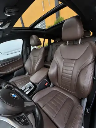 BMW-X4-2022