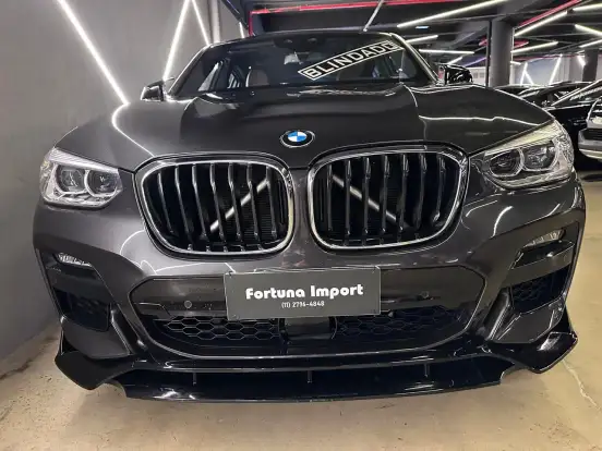 BMW-X4-2021