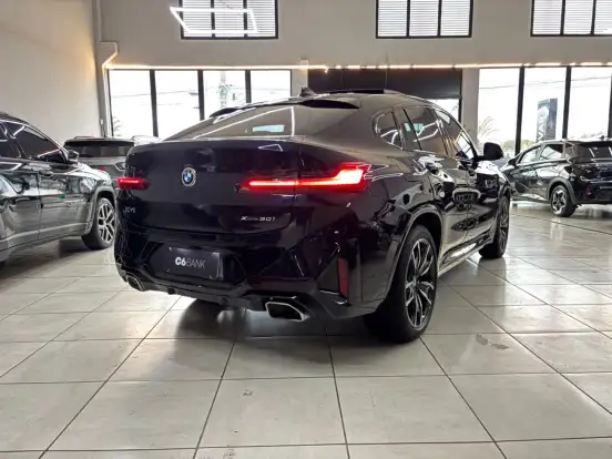 BMW-X4-2023