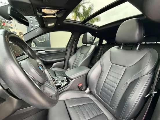 BMW-X4-2023