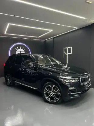 BMW-X5-2019