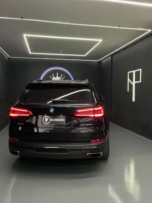 BMW-X5-2019