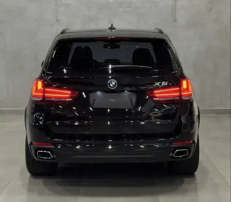 BMW-X5-3.0 FULL 4X4 35I 6 CILINDROS 24V GASOLINA 4P AUTOMÁTICO BMW-X5-2017