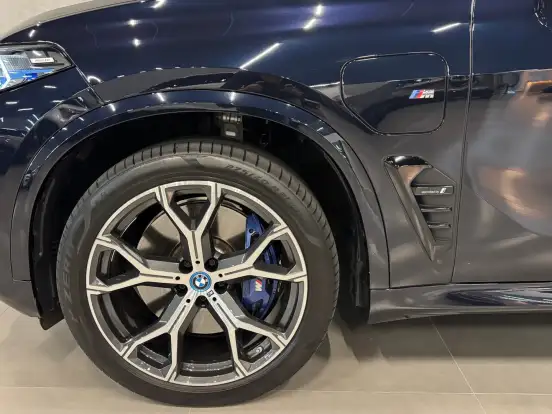 BMW-X5-3.0 I6 TURBO HÍBRIDO XDRIVE50E M SPORT AUTOMÁTICO BMW-X5-2023