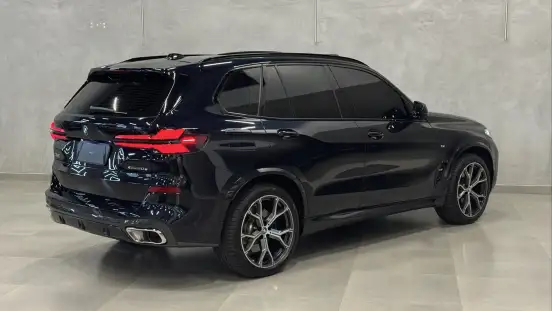 BMW-X5-2023