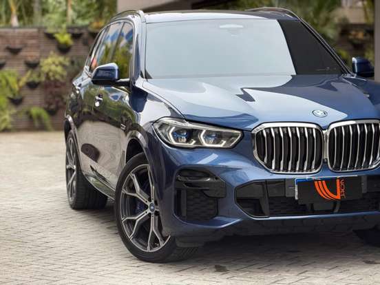 BMW-X5-3.0 I6 TURBO HÍBRIDO XDRIVE45E M SPORT AUTOMÁTICO BMW-X5-2021