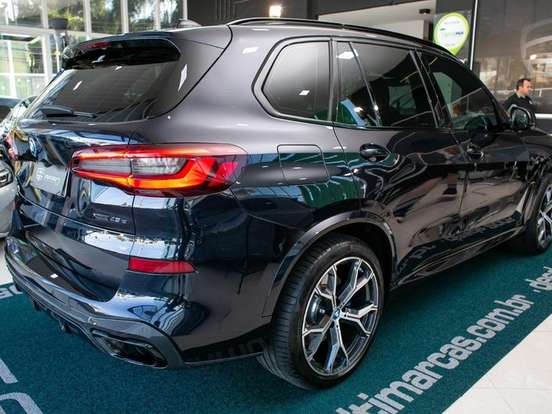 BMW-X5-3.0 I6 TURBO HÍBRIDO XDRIVE45E M SPORT AUTOMÁTICO BMW-X5-2023