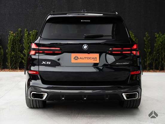 BMW-X5-3.0 I6 TURBO HÍBRIDO XDRIVE50E M SPORT AUTOMÁTICO BMW-X5-2023