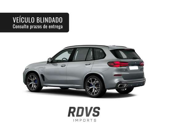 BMW-X5-2025