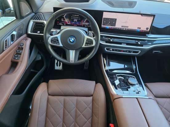 BMW-X5-2024
