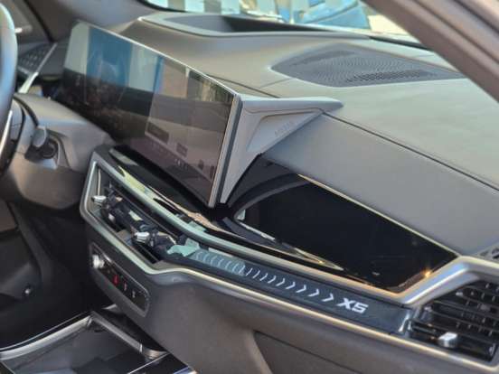 BMW-X5-2024
