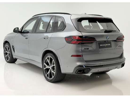 BMW-X5-2023