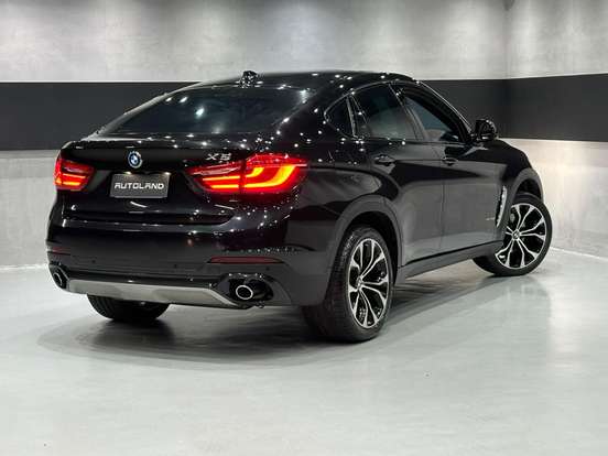 BMW-X6-3.0 35I 4X4 COUPÉ 6 CILINDROS 24V GASOLINA 4P AUTOMÁTICO BMW-X6-2016