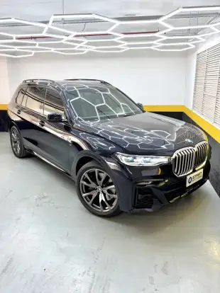 BMW-X7-2019