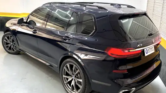 BMW-X7-2019