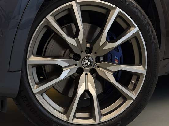 BMW-X7-4.4 V8 GASOLINA M50i STEPTRONIC BMW-X7-2020