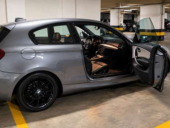 BMW-118i-2.0 SPORT EDITION 16V GASOLINA 2P AUTOMÁTICO BMW-118i-2011