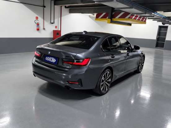 BMW-320i-2.0 16V TURBO GASOLINA GP AUTOMÁTICO BMW-320i-2020