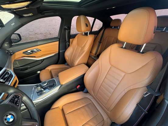 BMW-320i-2.0 16V TURBO GASOLINA M SPORT AUTOMÁTICO BMW-320i-2019
