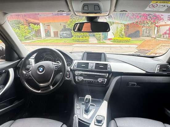 BMW-320i-2.0 SPORT GP 16V TURBO ACTIVE FLEX 4P AUTOMÁTICO BMW-320i-2017