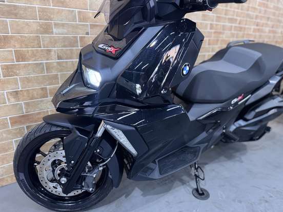 BMW-C 400 X-2025