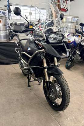 BMW-R 1200 GS TRIPLE BLACK-2013