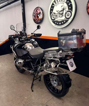 BMW-R 1200 GS TRIPLE BLACK-2013