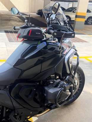 BMW-R 1300 GS TRIPLE BLACK BMW-R 1300 GS TRIPLE BLACK-2025
