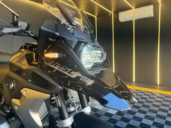 BMW-R 1250 GS PREMIUM TRIPLE BLACK BMW-R 1250 GS PREMIUM TRIPLE BLACK-2022