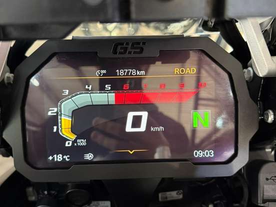 BMW-R 1250 GS PREMIUM TRIPLE BLACK BMW-R 1250 GS PREMIUM TRIPLE BLACK-2023
