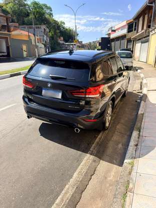 BMW-X1-2021