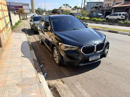 BMW-X1-2021
