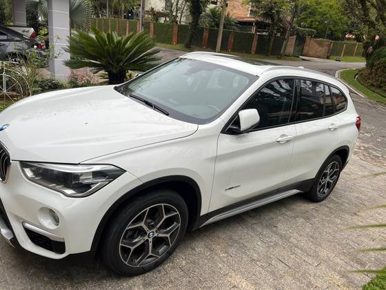 BMW X1 2.0 16V TURBO GASOLINA SDRIVE20I X-LINE 4P AUTOMÁTICO