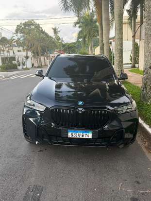 BMW-X5-2023