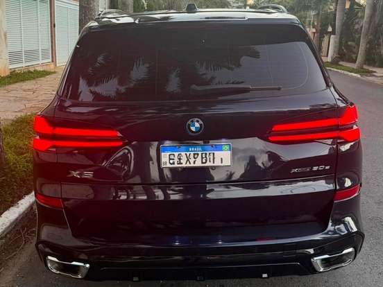 BMW-X5-3.0 I6 TURBO HÍBRIDO XDRIVE50E M SPORT AUTOMÁTICO BMW-X5-2023