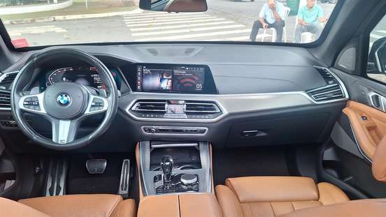 BMW-X5-2019