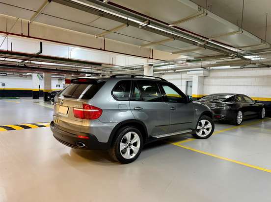 BMW-X5-2009