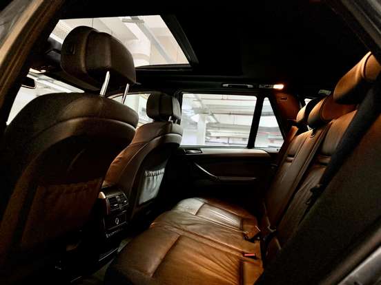 BMW-X5-2009